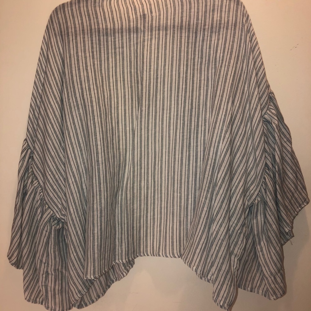 Universal Thread Shawl - Picture 2 of 3